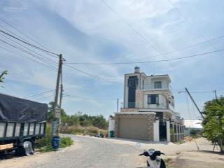 Đất 5x18m2, tc 60m2 nhánh dx70 gần vòng xoay định hòa, gần mỹ phước tân vạn giá 1.99 tỷ có tl