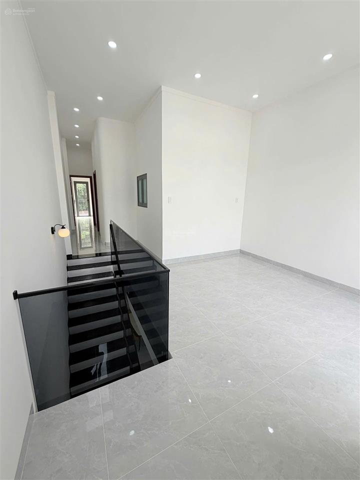 Nhà 1 lầu mới xây hẻm 99 lê hồng phong, phú lợi dtsd 142.8m2, giá 3.95 tỷ đủ công năng