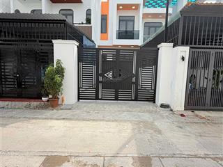 Nhà 1 lầu mới xây hẻm 99 lê hồng phong, phú lợi dtsd 142.8m2, giá 3.95 tỷ đủ công năng