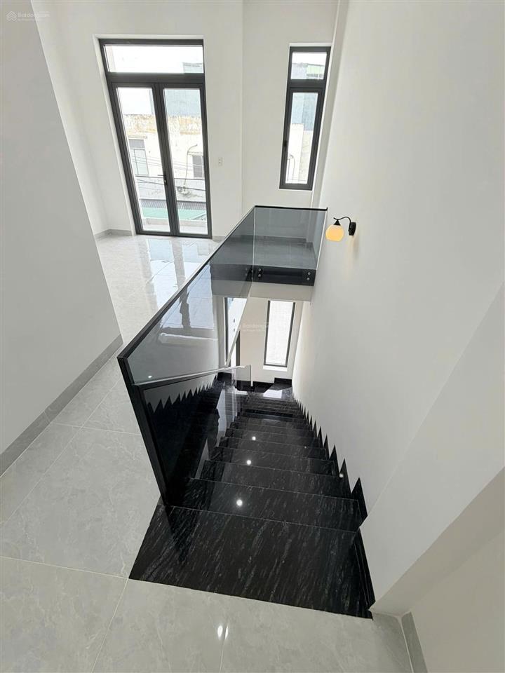 Nhà 1 lầu mới xây hẻm 99 lê hồng phong, phú lợi dtsd 142.8m2, giá 3.95 tỷ đủ công năng