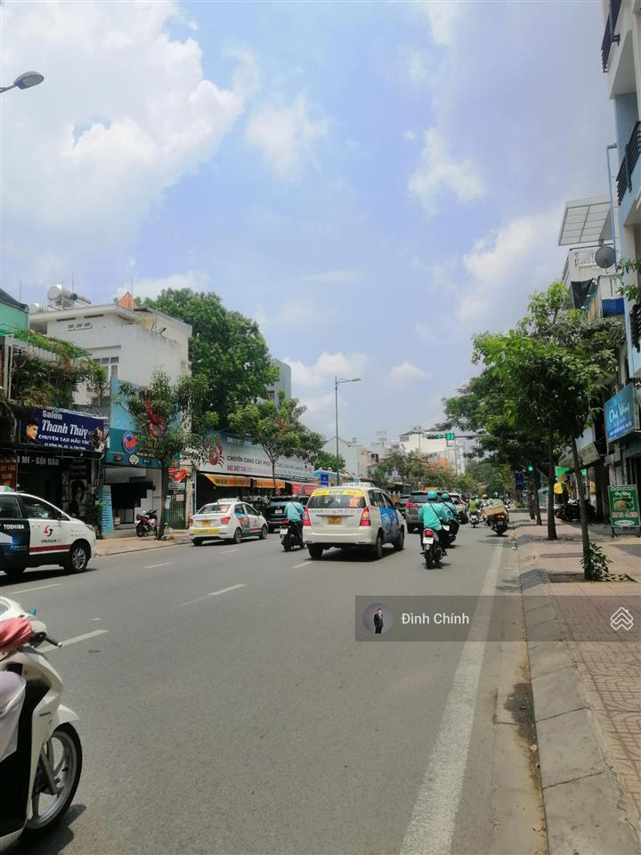 Hiếm! nhà bán mặt tiền đường hồng hà, tân bình  4 lầu gần sân bay, giá chỉ 15.5 tỷ