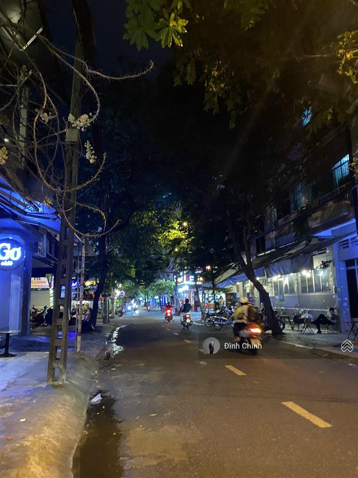 Cần cho thuê nhà 2 mặt tiền trước sau bàu cát 1  tổng 7 phòng, thuận tiện kinh doanh