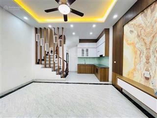 Bán nhà 5 tầng dt 30.6m2 mt 4.04m. đất thổ cư. tại hoa thám la phù xã an khánh hoài đức cũ