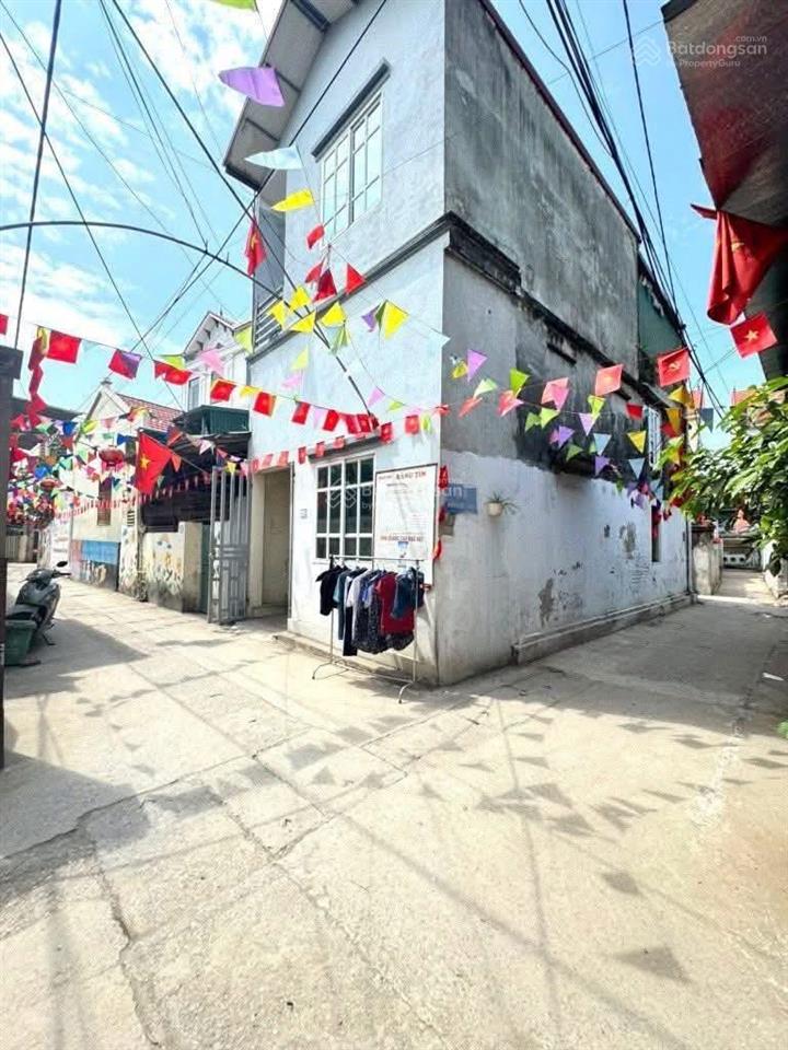 Bán nhà 2 tầng thổ cư sổ đỏ. dt 52.3.m.đường ô tô. ở la phù.xã an khánh hn. hoài đức cũ.