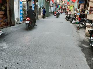 Cần bán 40m2 đất thổ cư. mt 4 m hậu 4m. đường ô tô. ở la phù, xã an khánh hn, hoài đức cũ