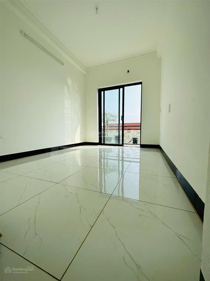 Bán nhà 5 tầng dt 36 m.đường thông ô tô. xóm 4 đông la xã an khánh hn. gần đường vành đai 4.hồ đ h