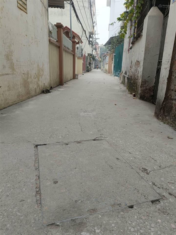 Cần bán lô đất thổ cư. dt 40 m.mt 4 m.ở la phù xã an khánh hn. gần khu đô thị lê trọng tấn. v.đ 4.