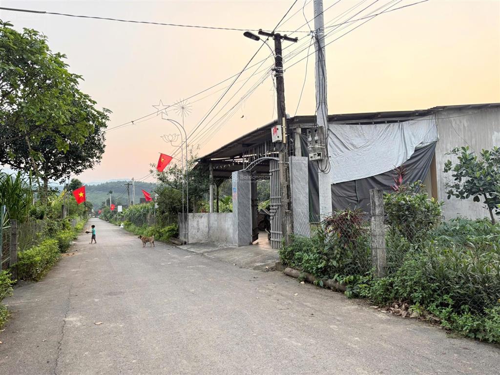 Bán đất hương sơn hà tĩnh giá chỉ 650tr chính chủ  0981 288 ***
