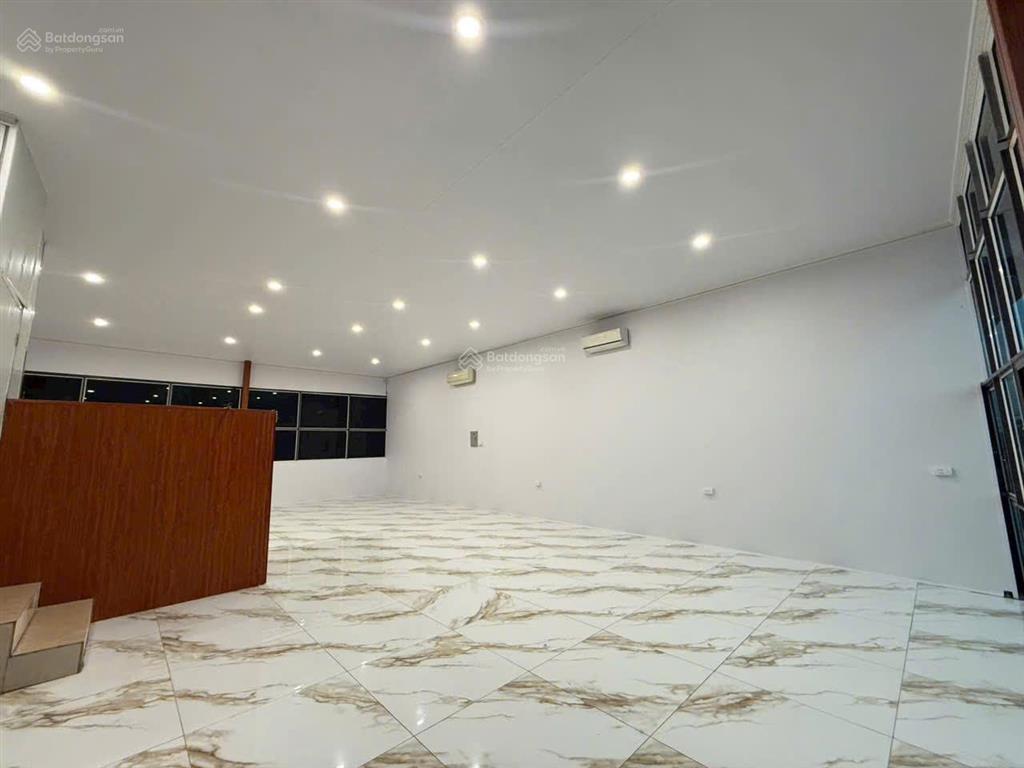 Cần cho thuê quán 100m2 tại nguyên khê đông anh,  0981 288 ***