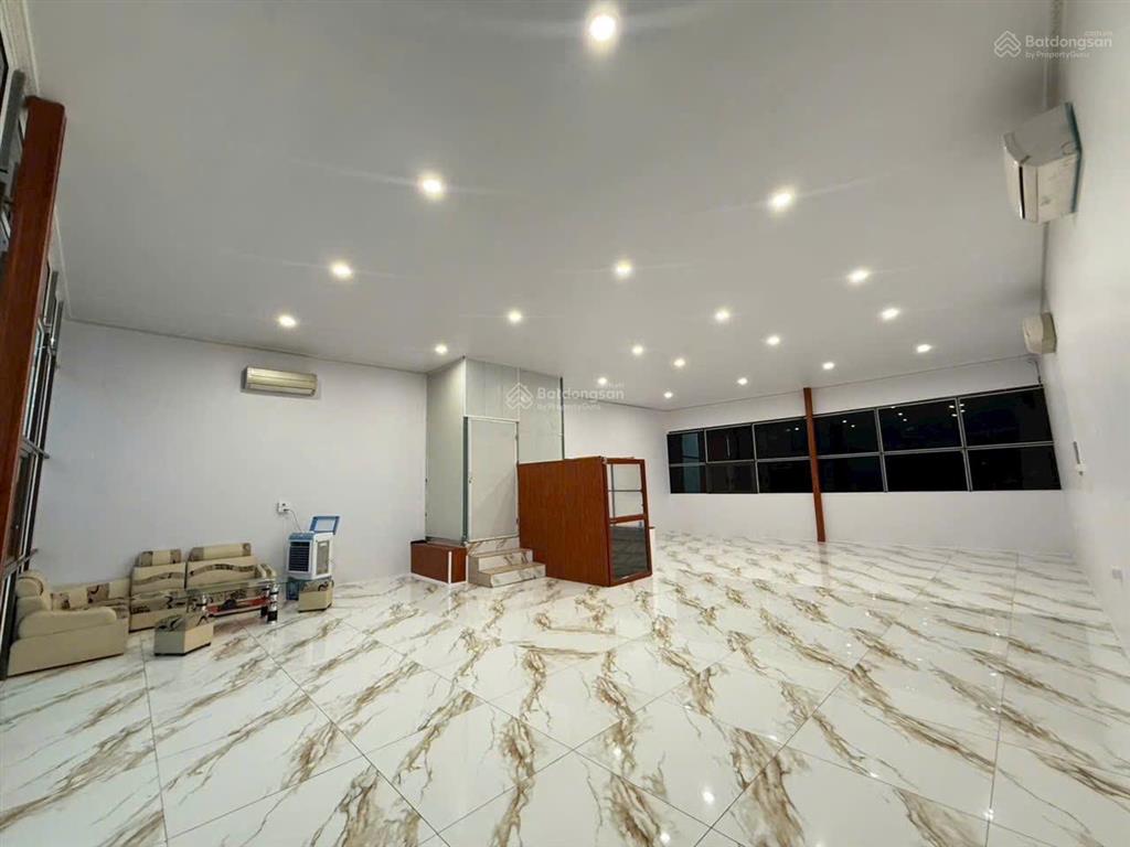Cần cho thuê quán 100m2 tại nguyên khê đông anh,  0981 288 ***