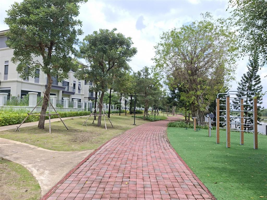 Giá 25 tỷ cho căn villas view sông lớn (sông buông) tại aqua city trong tháng 9 này, dt 15mx25m