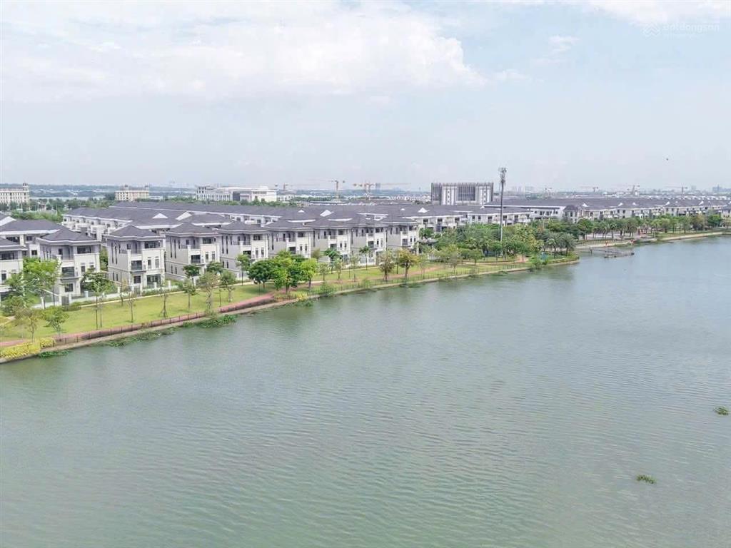 Giá 25 tỷ cho căn villas view sông lớn (sông buông) tại aqua city trong tháng 9 này, dt 15mx25m