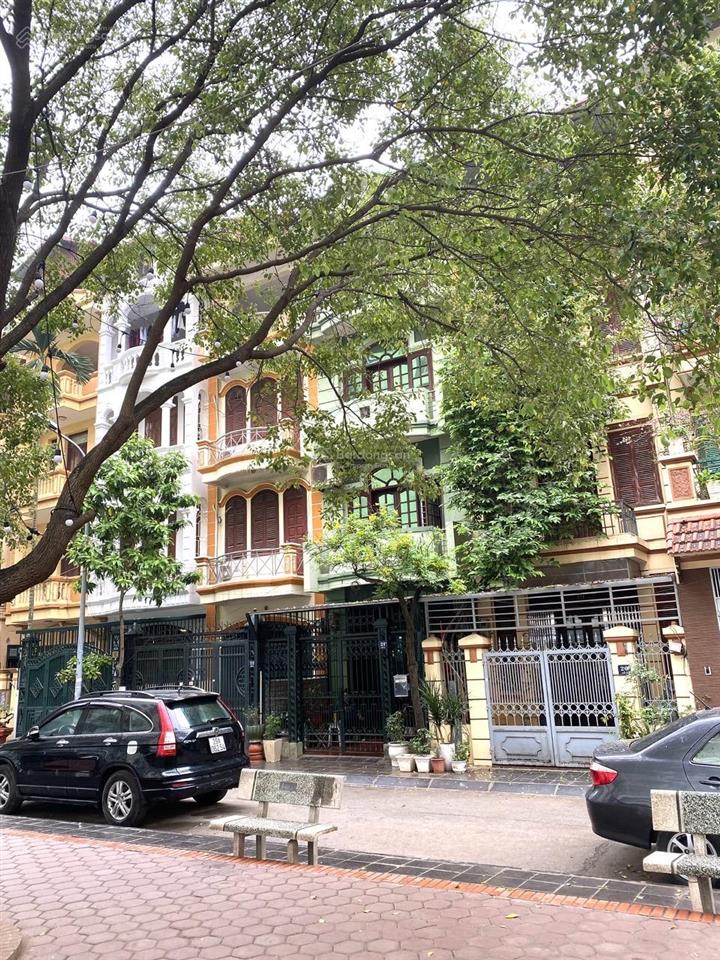 Cho thuê nhà liền kề tại lô 5, khu đô thị mới định công, giá ưu đãi 25 triệu vnd/th
