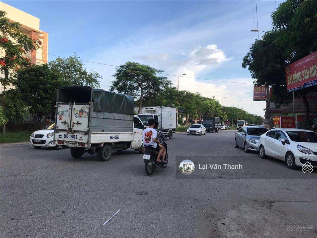 Bán 374m2 đất lô góc sẵn sang tên tại kđt hà phong, mt 23m, gần hồ điều hòa, tay chạm nước