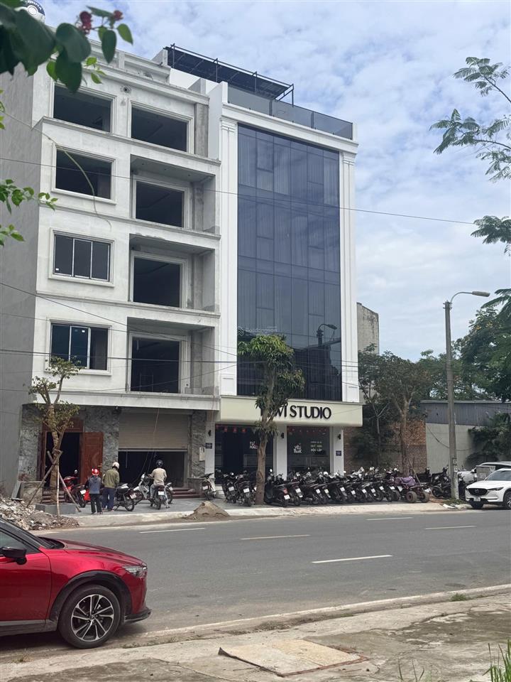 Do không có nhu cầu sử dụng tôi cần cho thuê văn phòng 6 tầng mặt đường 24 kđt hà phong