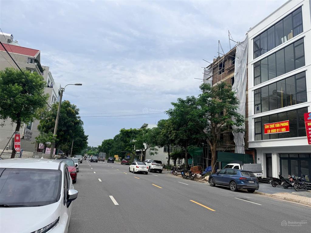 Bán đất lô góc kinh doanh đỉnh mê linh 117m2 mặt tiền 10m lô góc giá chỉ 8,3 tỷ
