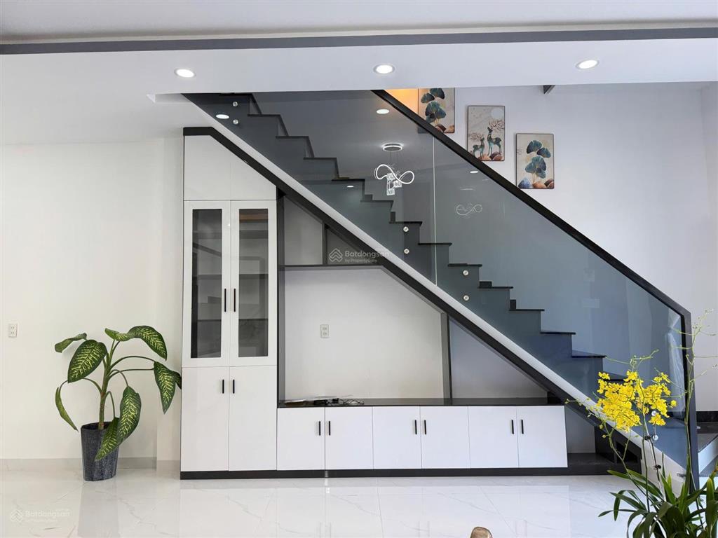 Bán căn nhà đẹp mặt đường rọc cây duối xã diên an, có sổ đỏ, đường nhựa thông