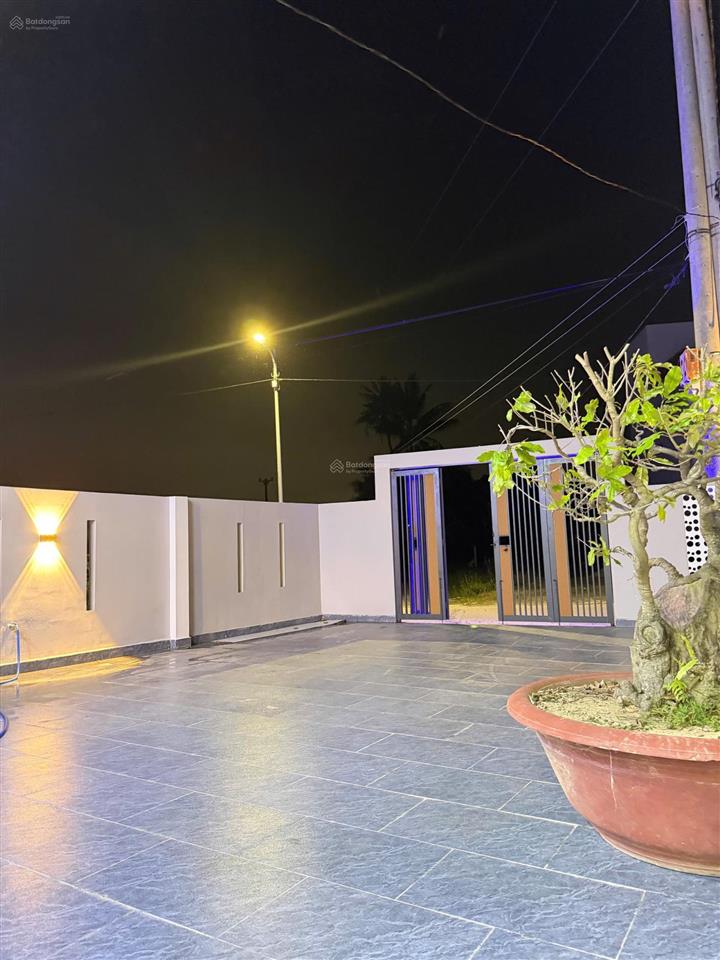 Bán căn nhà đẹp mặt đường rọc cây duối xã diên an, có sổ đỏ, đường nhựa thông