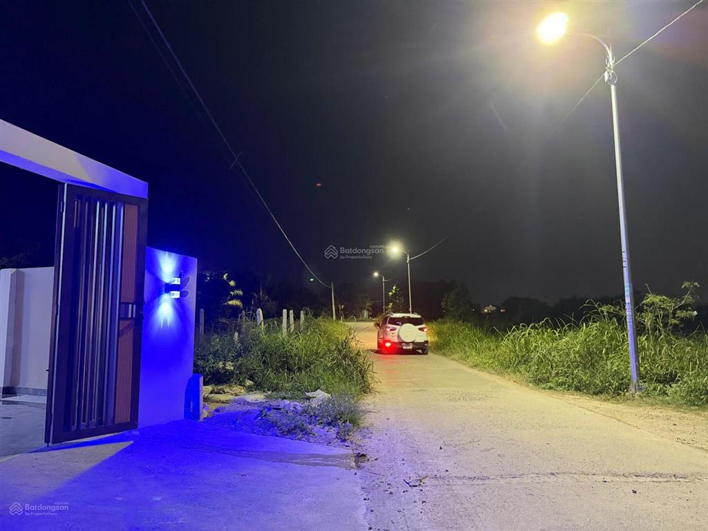 Bán căn nhà đẹp mặt đường rọc cây duối xã diên an, có sổ đỏ, đường nhựa thông