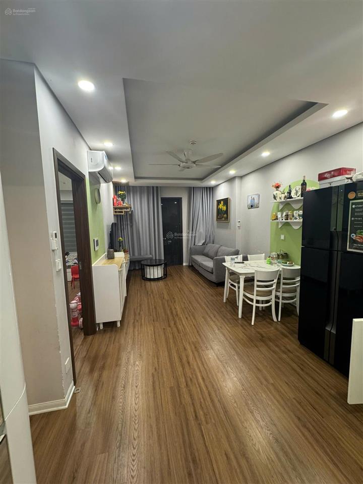 Chính chủ cần bán căn 2pn  74m2 tầng trung đẹp (15  20) chung cư bình minh garden  sẵn sổ đỏ