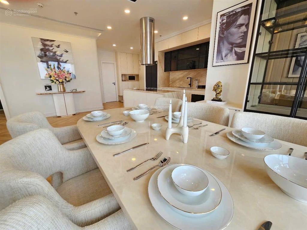 Căn hộ 2pn  3pn giá tốt nhất bình minh garden  full nội thất  sẵn sổ đỏ sang tên