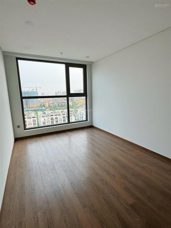 Căn góc 3pn diện tích 120m2  giá 7,5 tỷ  nhà mới tinh  sẵn về ở ngay