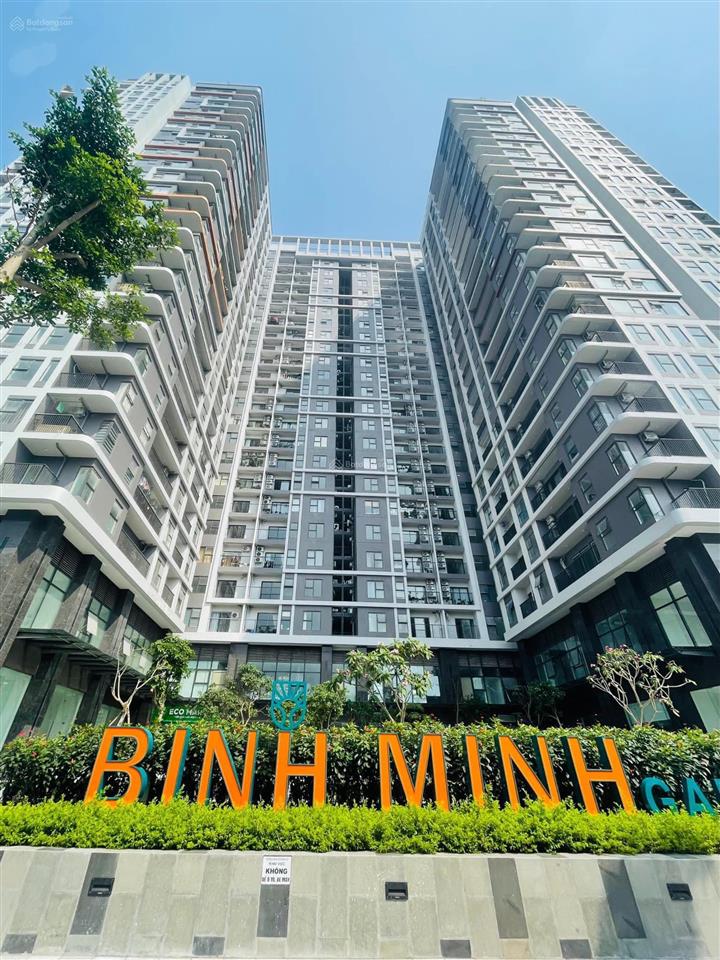 Gia đình cần bán căn góc 2pn full nội thất ở toà a bình minh garden