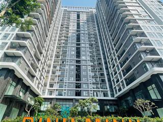 Gia đình cần bán căn góc 2pn full nội thất ở toà a bình minh garden