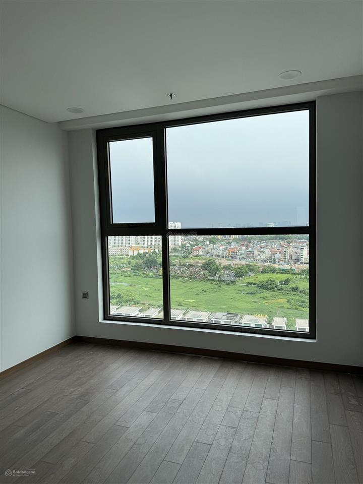 Chính chủ cần bán căn 2pn  77.5m2 hướng đông nam, view hồ  giá 6 tỷ  nhận nhà ở ngay