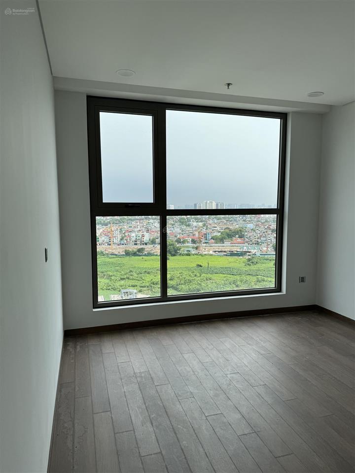Chính chủ cần bán căn 2pn  77.5m2 hướng đông nam, view hồ  giá 6 tỷ  nhận nhà ở ngay