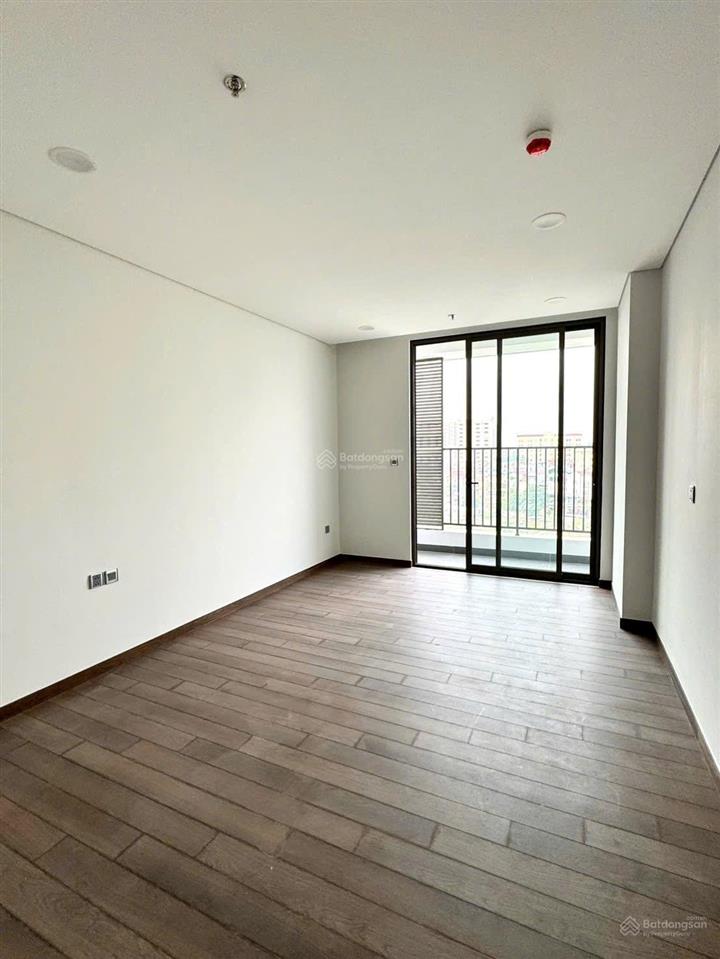 Căn góc 3pn giá hời khai sơn city  120m2 giá 7.3 tỷ. tầng trung đẹp