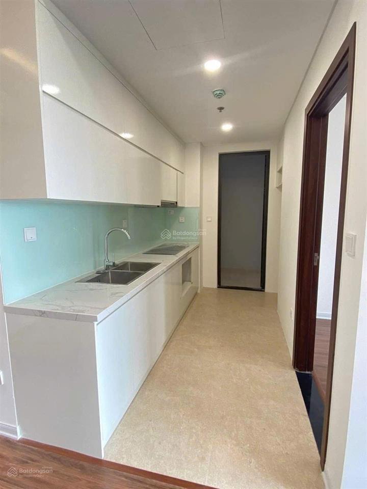 Cần bán căn 2pn  75m2 tầng trung số đẹp, view sông và cầu  sẵn sổ đỏ sang tên ở bình minh garden