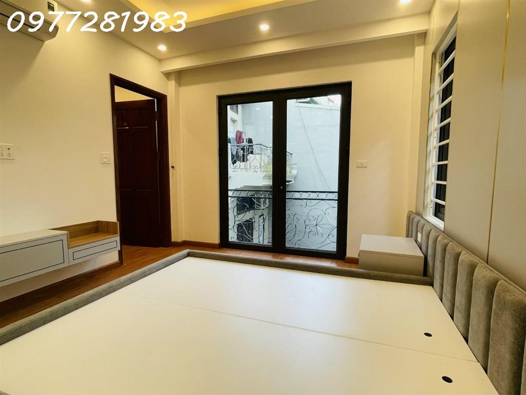 🔥 HIẾM NHÀ ĐẸP HỒ TÙNG MẬU – SÁT GA TÀU ĐIỆN – LÔ GÓC 6 TẦNG