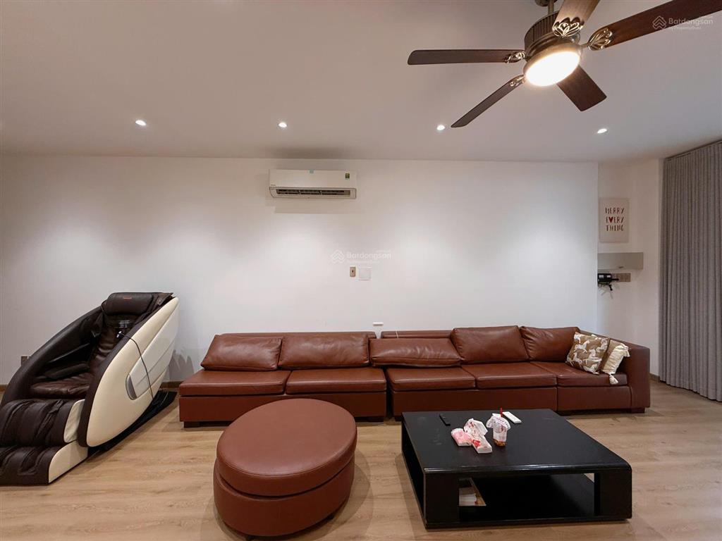 Bán nhà phố kiến trúc đỉnh cao thang máy kính kdc nam long q7 mới 100%