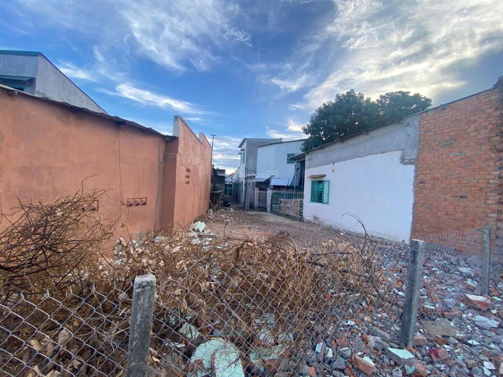 Đat thổ cư đuong huynh thuc khang