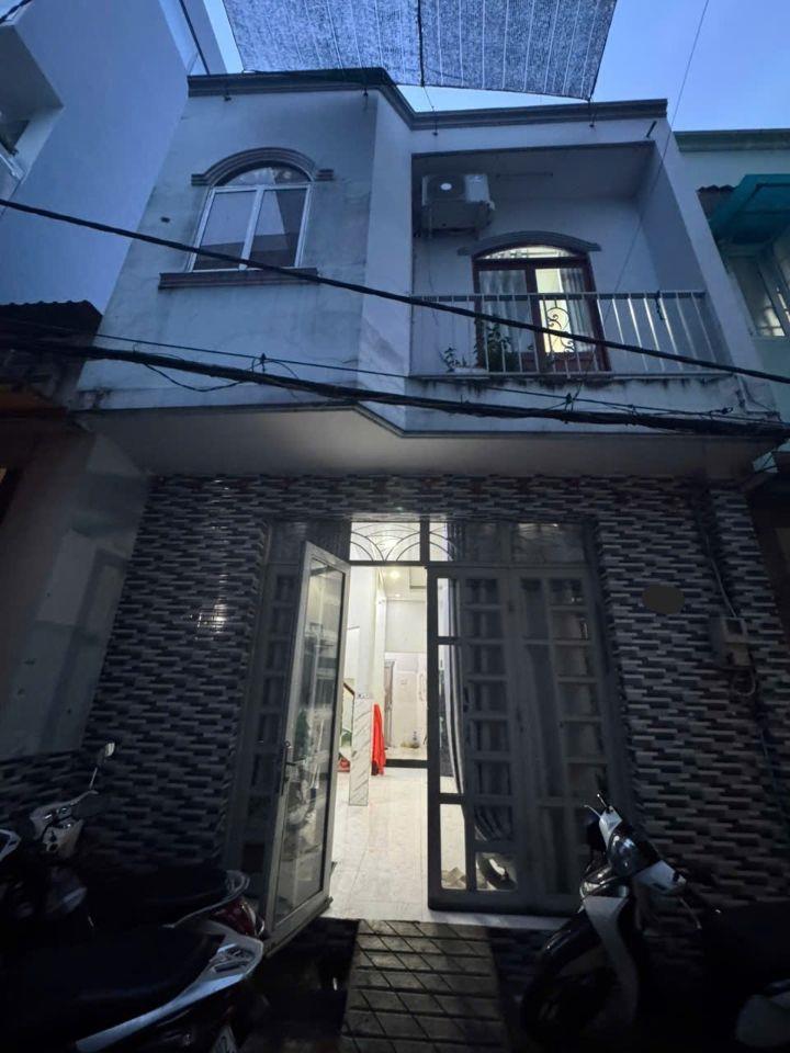 Bán gấp nhà Kiên cố hẻm xe hơi Trần Tấn TÂN PHÚ ngang hơn 5m, sầm uất, đủ tiện ích 4,X TỶ.  