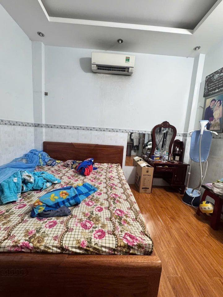 Bán gấp nhà Gò Xoài, 55m², 4 tầng, HXH 6m, sát chợ Gò Xoài, đủ công năng chỉ 5.5 tỷ. TL  🏠