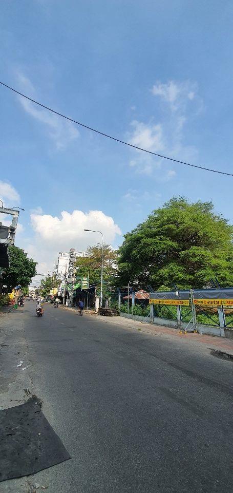 Bán gấp nhà mới mặt tiền Đường Số 4, Bình Hưng Hòa A, Bình Tân 75m 3 tầng khu VIP 7.X tỷ.  ✅