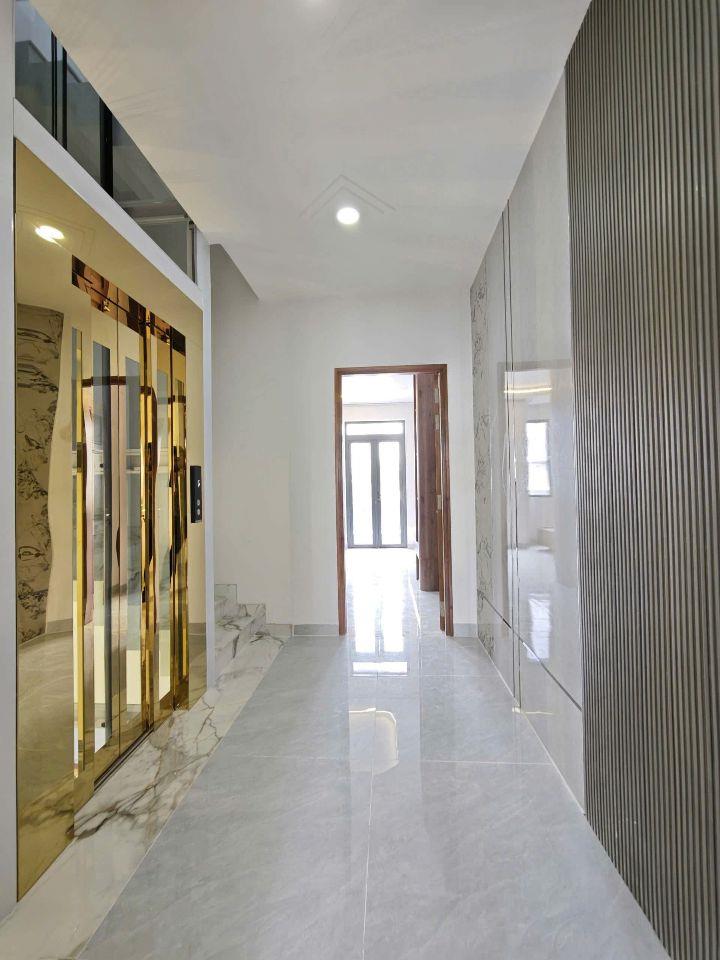 Bán nhà mới 5 tầng khu Tên Lửa 85M2 nở hậu có thang máy, tặng nội thất nhìn là mê, 10.X TỶ  