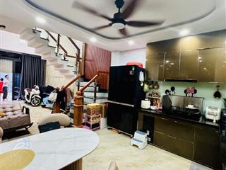 Giảm 600TR, nhà siêu phẩm Tân Quý, 5 tầng, ô tô ngủ trong nhà, gần Aeon Tân Phú, hơn 8 tỷ.  