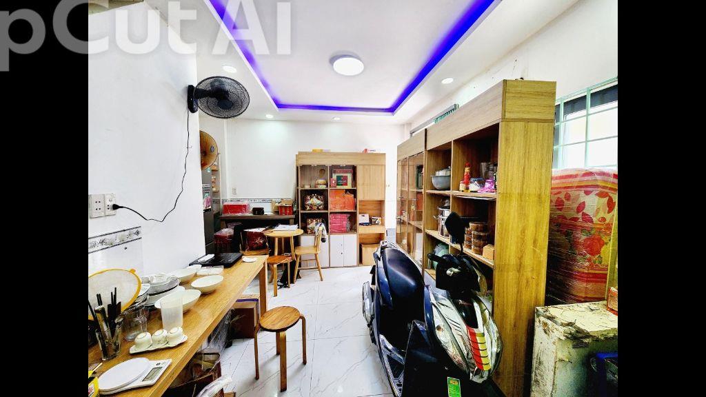 Bán gấp nhà hẻm ô tô chế lan viên, khu sầm uất, đủ tiện ích, gần ĐH Công Thương  chỉ 3.X tỷ  