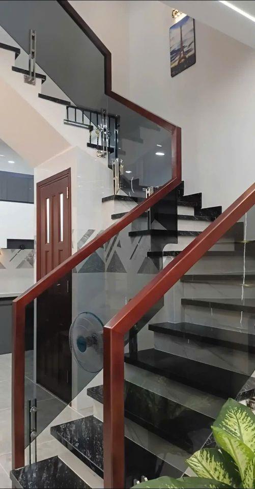 Bán gấp nhà hẻm xe hơi ĐÔ ĐỐC LONG 56M² 3 tầng, đủ tiện ích, 4PN khu dân trí nhỉnh 8 TỶ.  🔑 