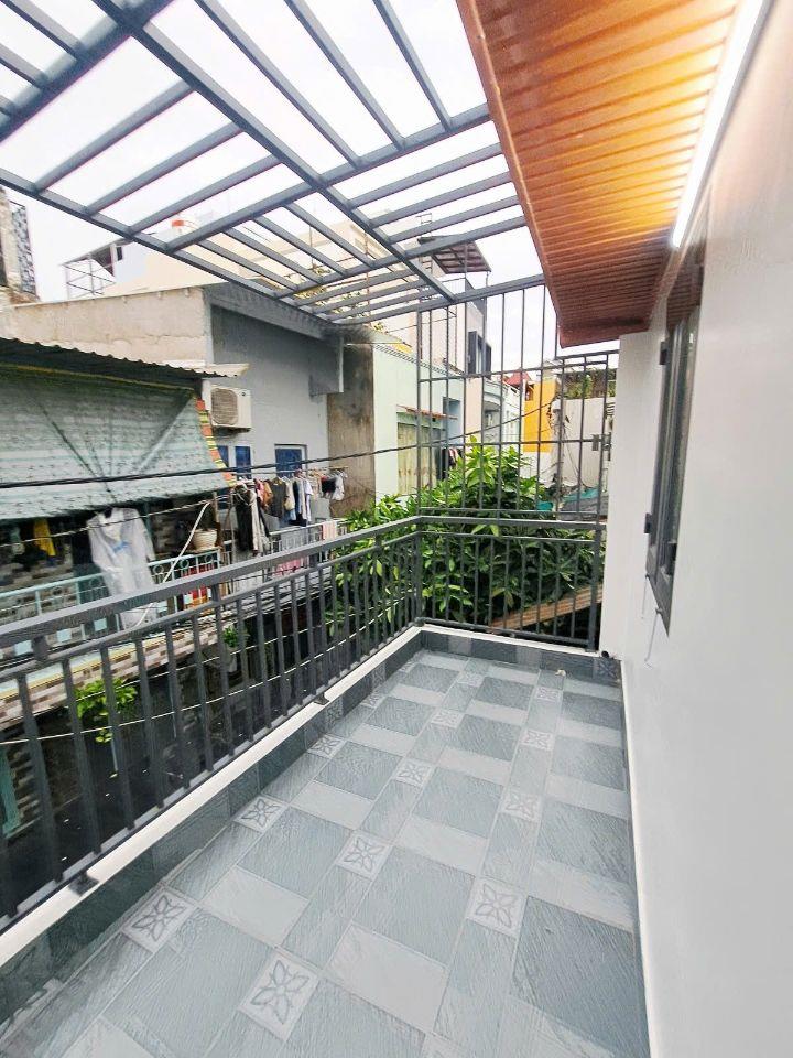 Bán gấp nhà mới TRƯƠNG PHƯỚC PHAN hẻm xe hơi gần chợ, trường học, tặng nội thất, 3 PN nhỉnh 4 tỷ.   