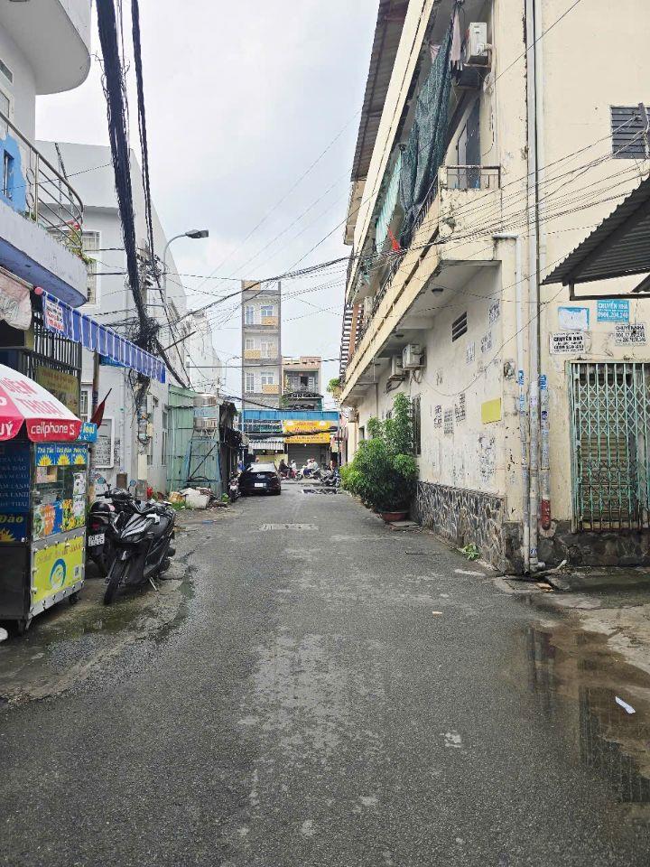 Bán gấp nhà khu vực Gò Dầu sát mặt tiền xe tải đỗ cửa, sầm uất gần Aeon Tân Phú, 8,x tỷ.  🏠