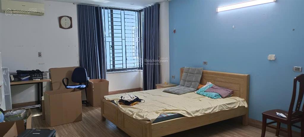 Cho thuê nhà 4 tầng tại thị trấn đông anh, hà nội, ô tô vào được