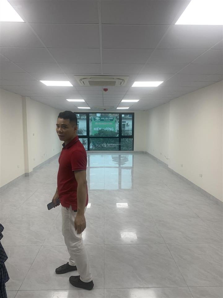 Cho thuê nhà trịnh văn bô 120m2x6t, thông sàn, full thang máy điều hoà, 38tr