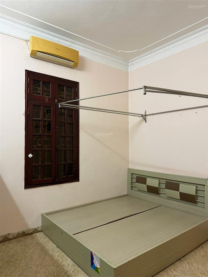 Cho thuê nhà phú đô 65mx4t, full đồ, có sân để xe, 14tr, chủ thoải mái