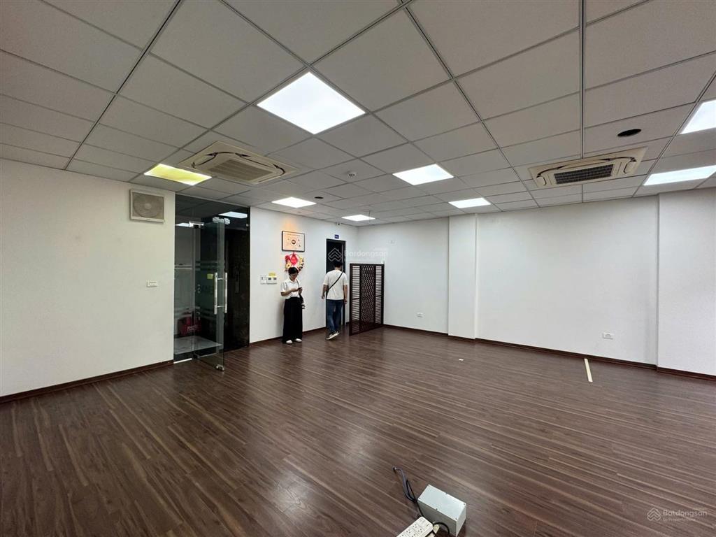 Cho thuê nhà mỹ đình 120m², 5t, lô góc, ô tô đỗ, full điều hòa, 35tr