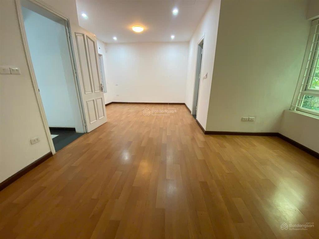 Cho thuê nhà nguyễn cơ thạch 110m², 4 tầng, lô góc, ô tô đỗ, 40 triệu/th