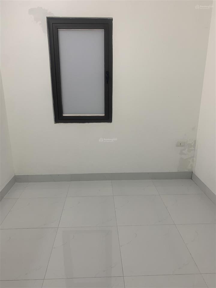 Cho thuê nhà liền kề báo nhân dân trần hữu dực 60mx4t, ô tô đỗ cửa, vỉa hè rộng, 17tr full điều hoà